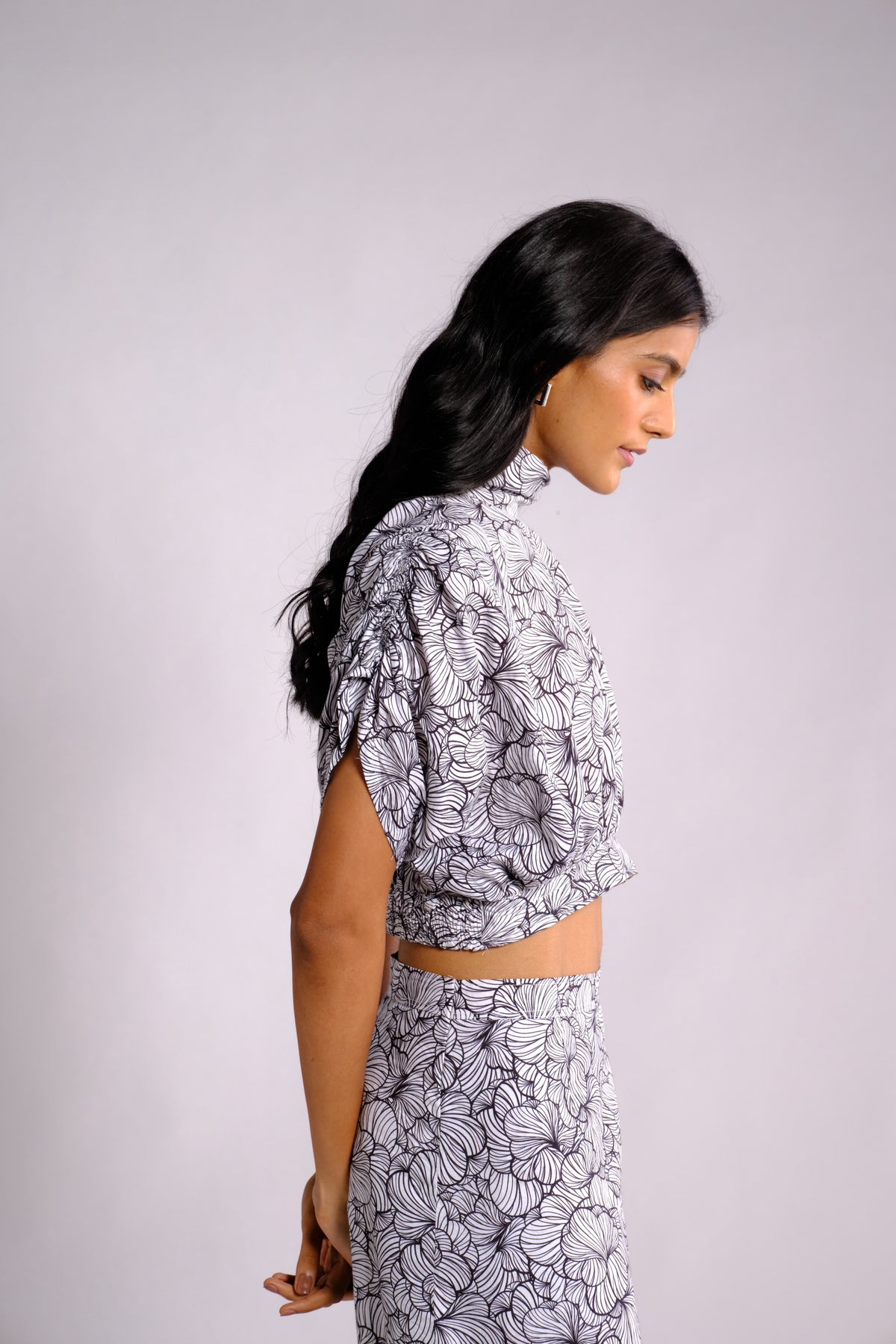 Amy Top - Printed Crop Top with Gathered Sleeve